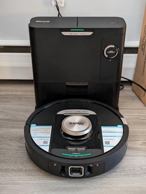 Shark RV2820AE Detect Pro - Robot aspirador autovaciado con base HEPA de  capacidad para 60 días, 3 tecnologías de detección y reacción, limpieza  profunda automática en alfombras y suelos duros, : Todo lo demás 