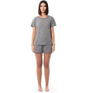 Fruit of the Loom Women's Breathable Pajama Short Sleeve T-shirt and Short Set, Sizes S-4X - 1 of 4