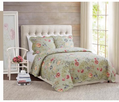 Full Sage Green Cotton Quilt Set with Floral Design