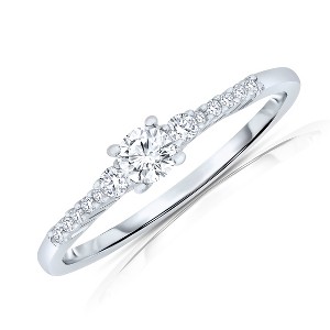 Guili Luxe Cubic Zirconia Sterling Silver Elegant Sparkling Timeless Luxurious Statement Fashion Jewelry Style Cubic Zirconia Ring. - 1 of 3