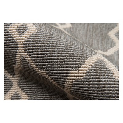 Gray Trellis Reversible Rectangular Synthetic Rug