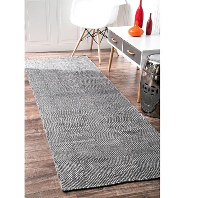 Handwoven Geometric Gray Wool 33" Area Rug