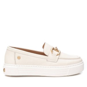 Carmela Collection Women's Leather Moccasins - 1 of 4