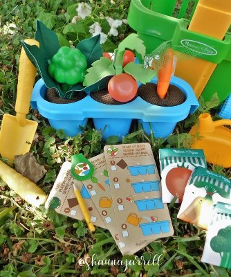 Melissa and store doug gardening set