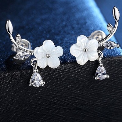 Paaaawaters 925 Silver Natural Shell Plum Flower Stud Earrings