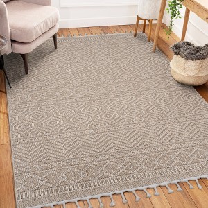 6X9 Outdoor Area Rug/Ivory /Medallion Indoor/ - 1 of 4