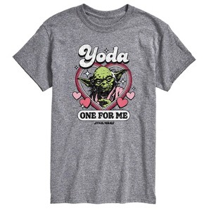 Men's - Star Wars - Valentine Yoda One For Me Short Sleeve Graphic T-Shirt - 1 of 4