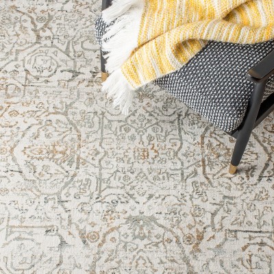 Elegant Princeton Vintage-Styled 4' x 6' Gray Wool Blend Area Rug