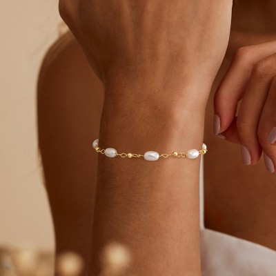 Turandoss Gold Pearl Bracelets for Women Girls - 18K Gold Plated Freshwater Pearl Beaded Bracelet, Dainty Link Bracelets, Christmas Gifts, 6+2In