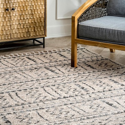 Ivory Geometric Reversible 8' x 10' Synthetic Area Rug