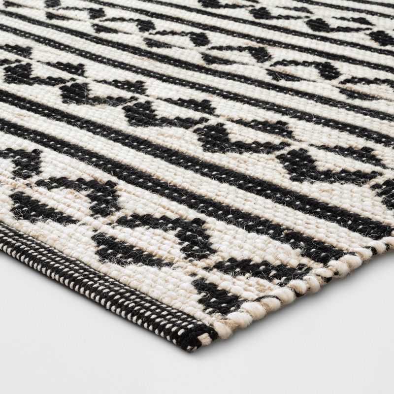 2&#39;6&#34;x4&#39; Geometric Woven Accent Rug Black - Project 62&#8482;, 3 of 9