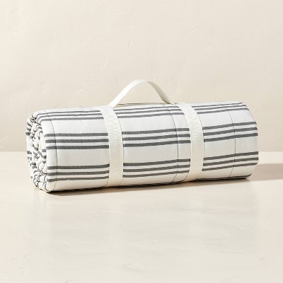 Picnic At Ascot Outdoor Picnic Blanket With Water Resistant Backing. 60 ...