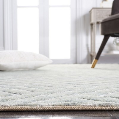 Santa Fe Hand-Knotted Light Grey Wool Area Rug 8' x 10'
