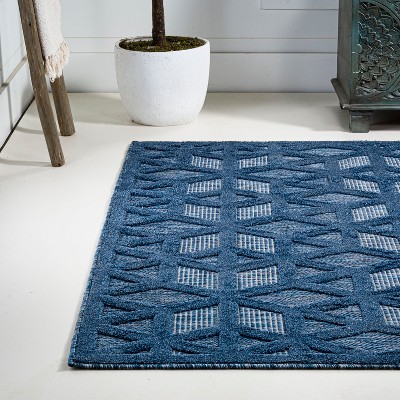 Navy Geometric Synthetic Reversible Rectangular Area Rug 63" x 8.7"