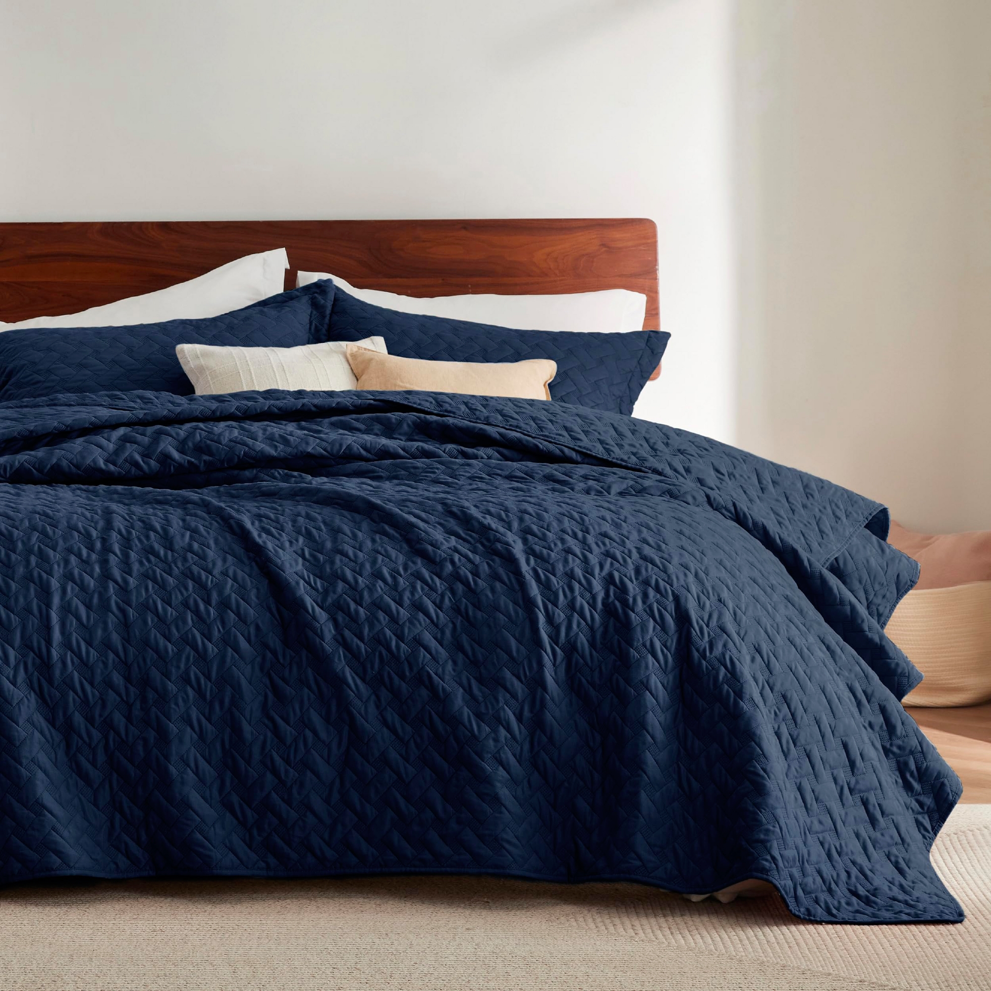 Bedsure 3PCS Lightweight Spring Quilt Set Queen Size Navy With Basket Weave Pattern, Skin-Friendly Soft Breathable Quilt Bedding Set for All Seasons