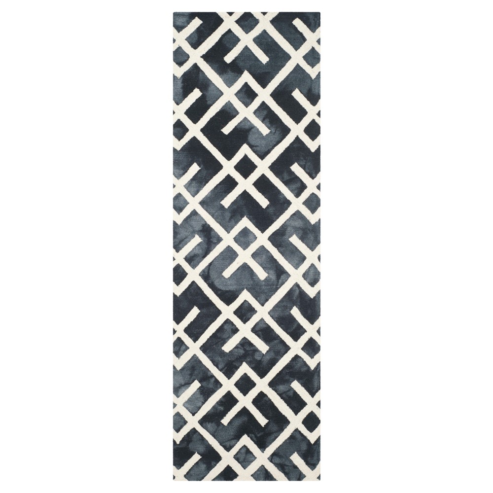 2'3inx8' Runner Denzell Area Rug Graphite/Ivory - Safavieh