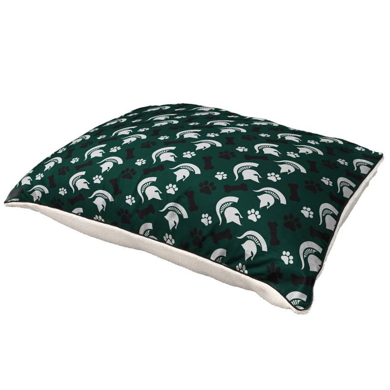 NCAA Michigan State Spartans Bones Repeat Faux Shearling Pet Bed, 1 of 2