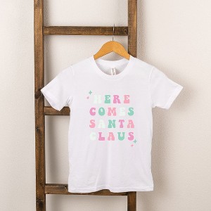 The Juniper Shop Here Comes Santa Claus Toddler Short Sleeve Tee - 1 of 2