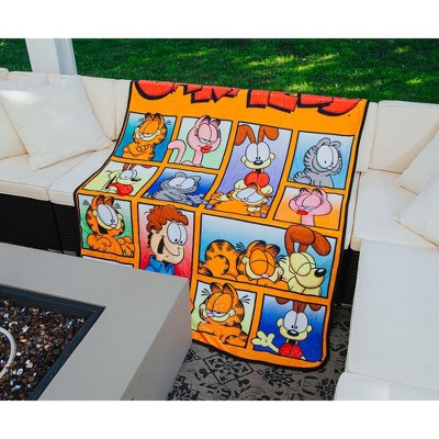 Garfield and Friends Colorful Fleece Throw Blanket 45 x 60 Inches