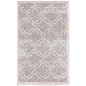 Amherst AMT412 Power Loomed Indoor Rugs - Safavieh - 1 of 4