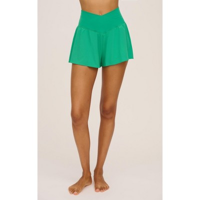 Yogalicious Womens Lightstreme Hybrid Backflip Short With Pockets - Lily  Pad - Large : Target