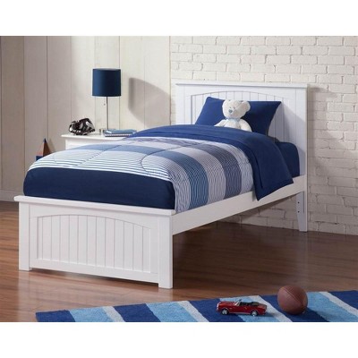 Atlantic Furniture Madison Twin Bed with Matching Foot Board in White