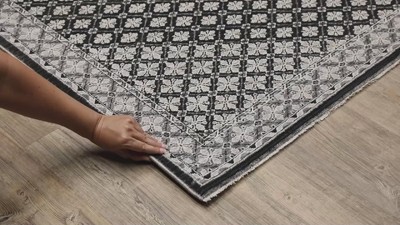 Black and Grey Synthetic Washable Non-slip 5' x 7' Area Rug