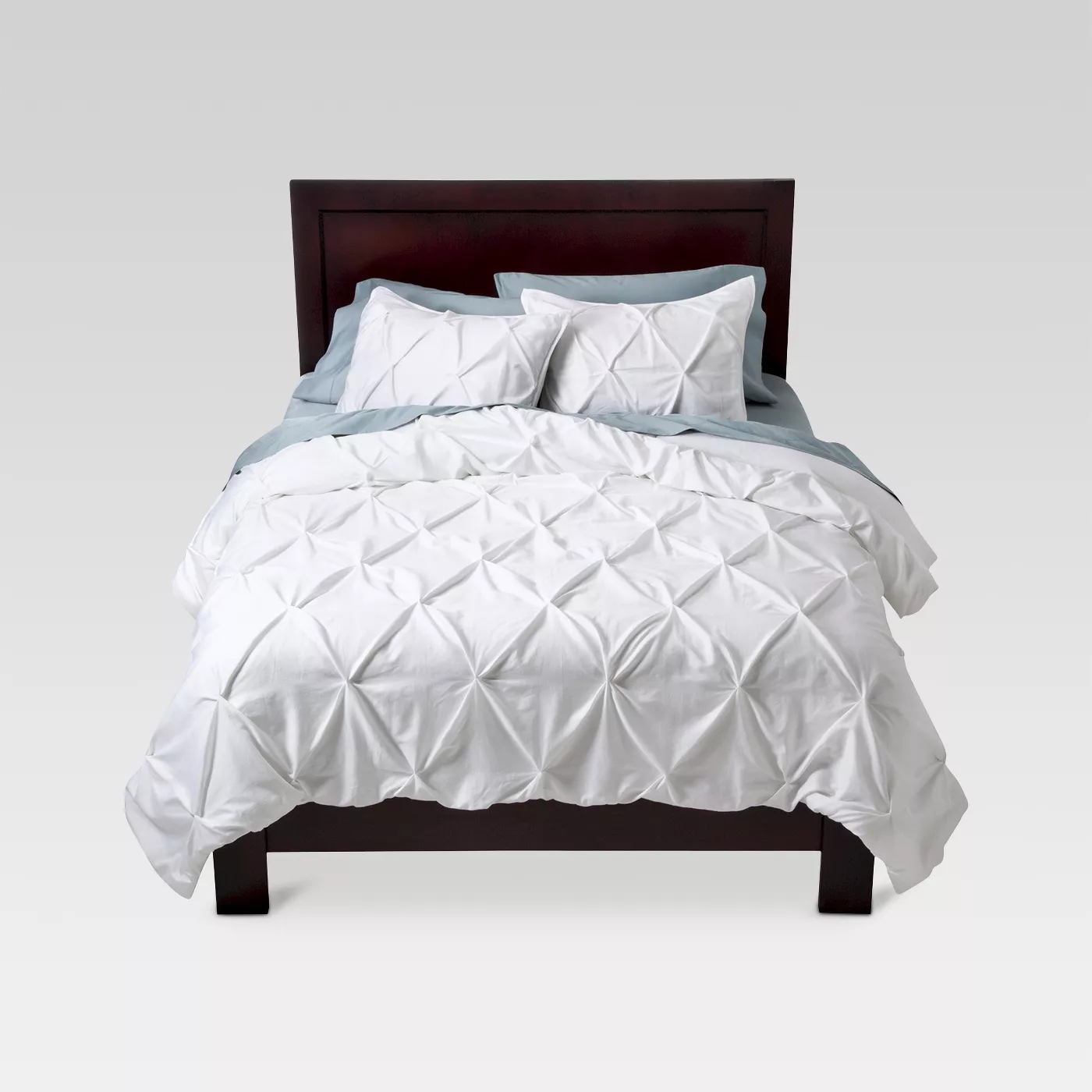 White Pinched Pleat Comforter Set (Full/Queen) 3pc - Thresholdâ¢ - image 1 of 9