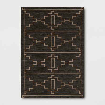 7'x10' Linear Stepped Diamonds Print Outdoor Area Rug Black - Threshold™