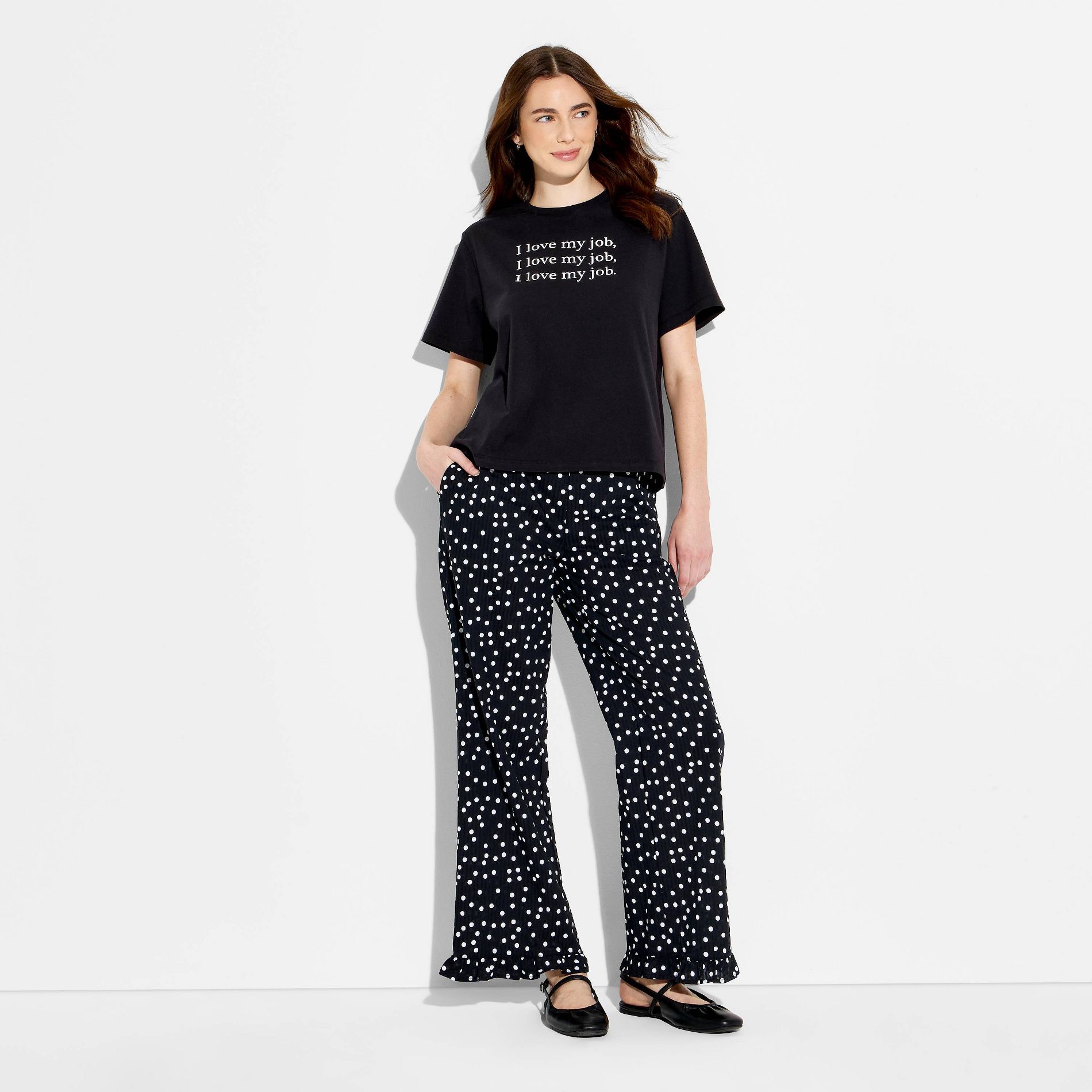 Women's The Devil Wears Prada Love My Job Short Sleeve Graphic T-Shirt - Black