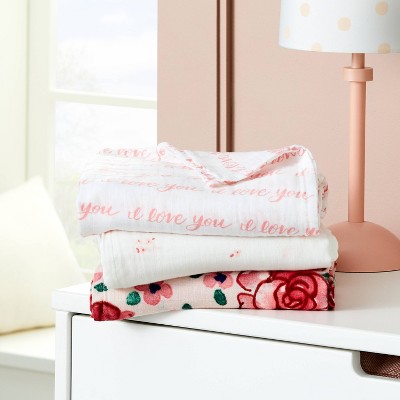 Muslin Swaddle Blanket In Bloom - Pink - 3pk - Cloud Island&#8482;