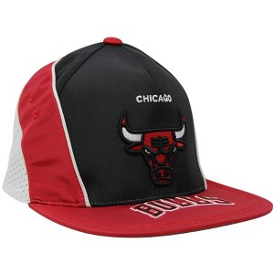 Mitchell & Ness NBA Free Throw Snapback Adjustable Cap - 1 of 4