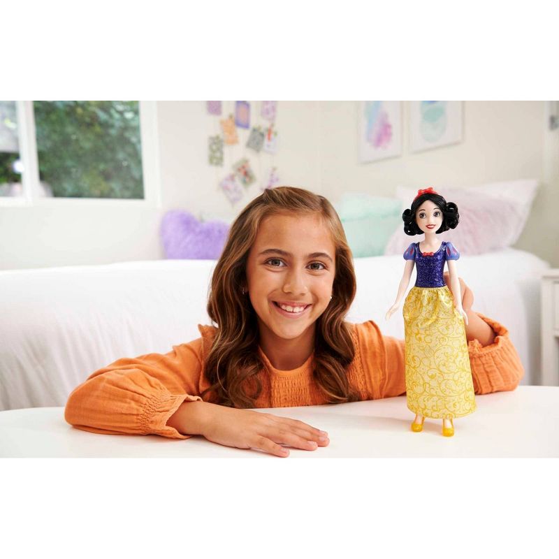 Disney Princess Snow White Fashion Doll, 2 of 7