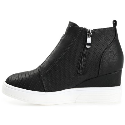 Женские кроссовки Journee Collection Women's Clara Round Toe Inside Zip Wedge Sneakers Black 10 — фото 2