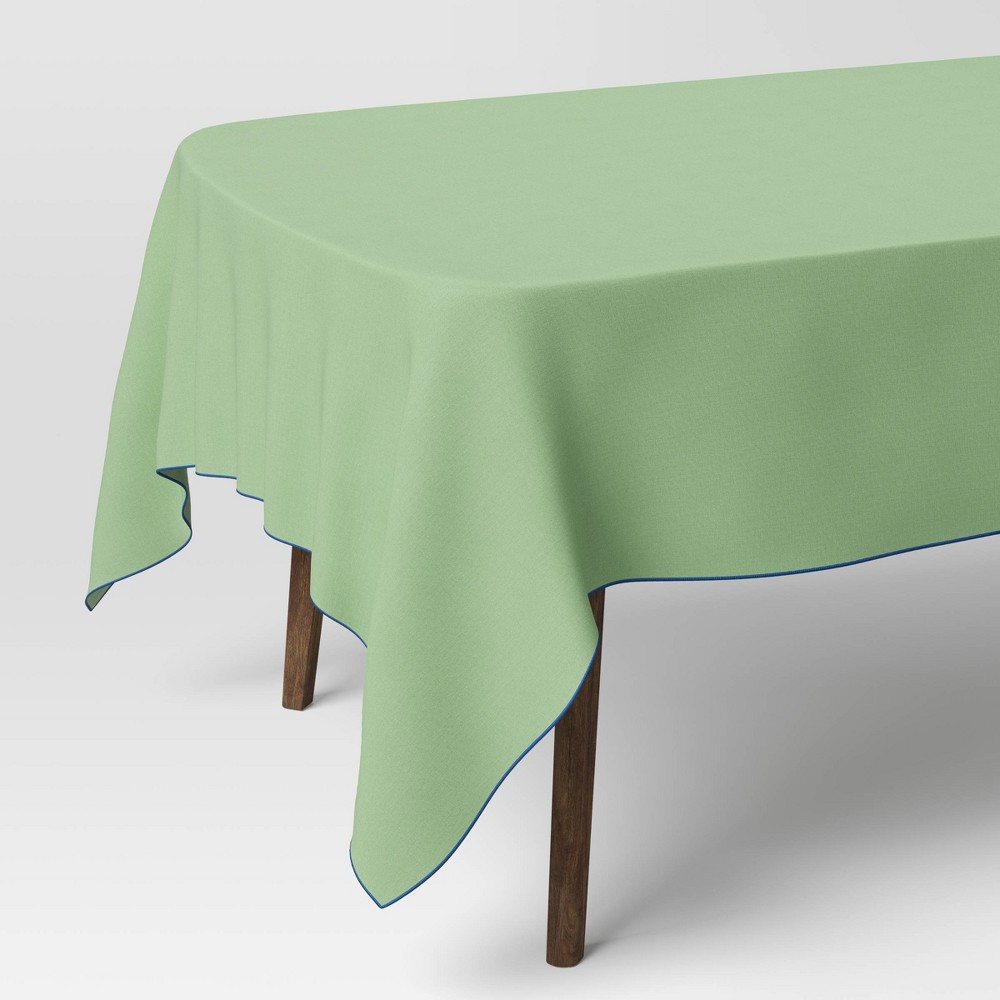 104"x60" Tablecloth Green - Room Essentials™