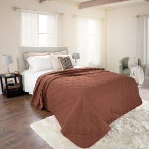 Chocolate Solid Color Quilt (Full/Queen) - Yorkshire Home , Brown