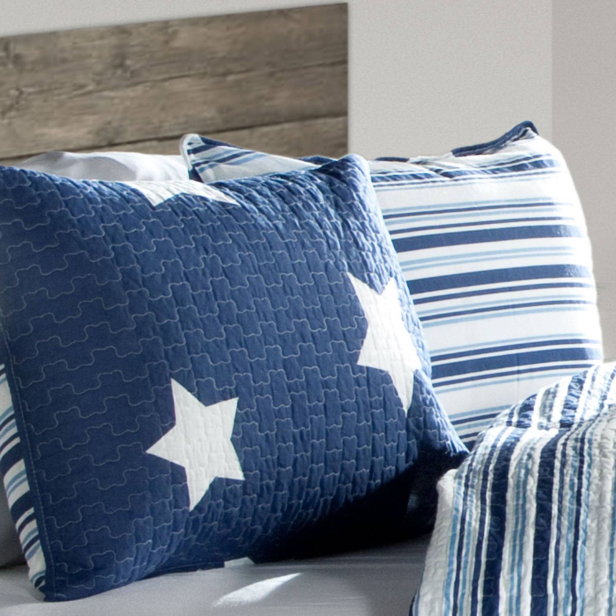 Star Quilt Set - Lush Décor - thumbnail 2