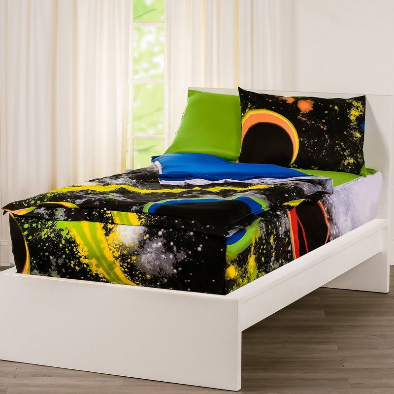 Twin Beyond The Galaxy Bunkie Deluxe Zipper Kids&#39; Bedding Set - SIScovers, 1 of 9