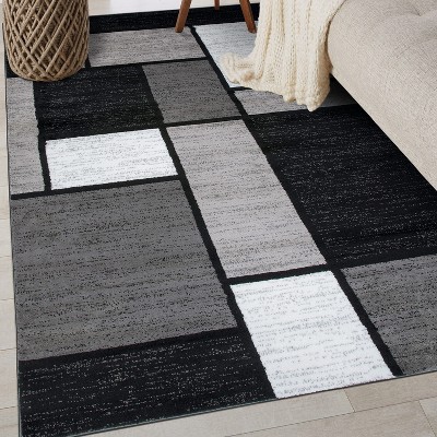 Dark Grey Geometric Synthetic 5' x 7' Reversible Area Rug