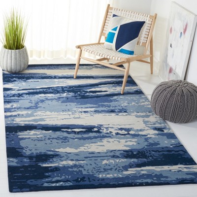 Hand-Tufted Blue Wool Round Area Rug