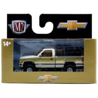 M2 Machines 1993 Chevrolet Silverado 1500 4x4 Ground Pounders 1:64 Scale