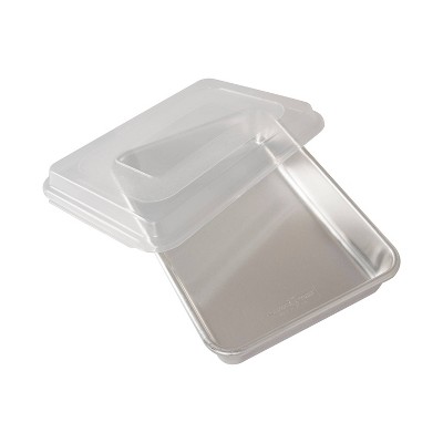 Nordic Ware 9x13 Aluminum Pan with Lid Silver