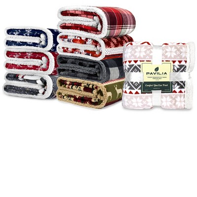 Holiday Snowflake Red and White Reversible Sherpa Throw Blanket