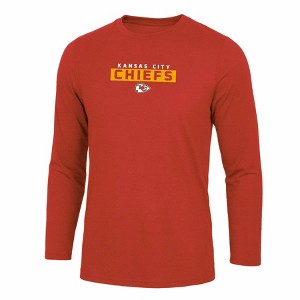 NFL Kansas City Chiefs Men's Long Sleeve Athleisure T-Shirt - S