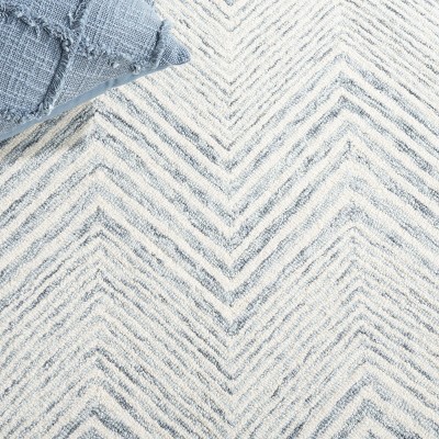 Ivory and Gray Hand Tufted Wool 4' x 6' Area Rug