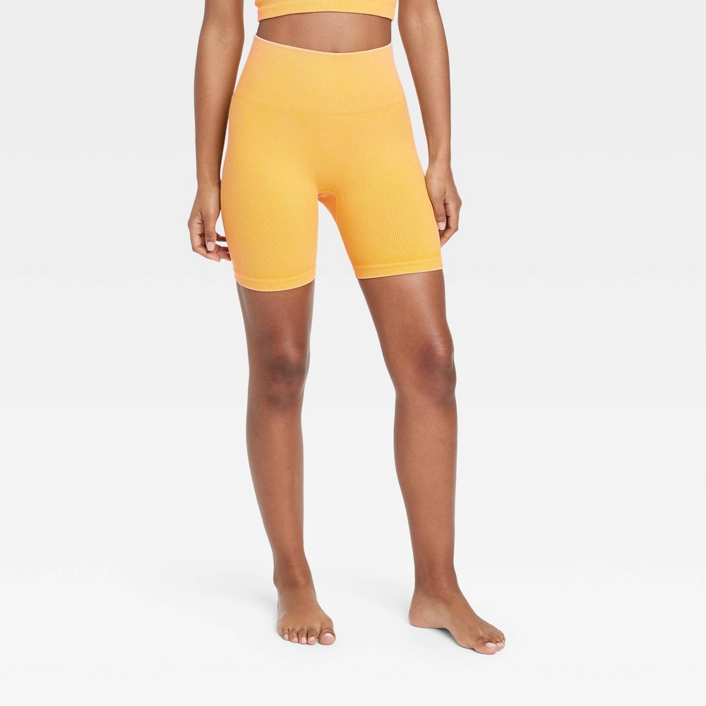 Women's High-Rise Ribbed Seamless Bike Shorts 7" - JoyLab Honey Yellow L