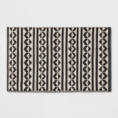 2 6 X4 Geometric Woven Accent Rugs Black Project 62 Target