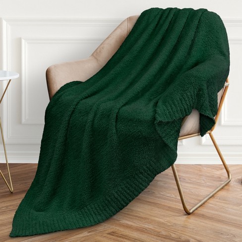 PAVILIA Plush Knit Throw Blanket for Couch Sofa Bed Super Soft Fluffy Fuzzy Lightweight Warm Cozy All Season Emerald Green Throw 50x60