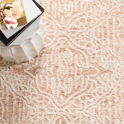 Ivory Hand-Tufted Wool 4' x 6' Rectangular Rug