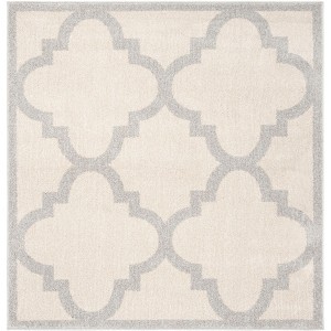 Amherst AMT423 Power Loomed Indoor Rugs - Safavieh - 1 of 4